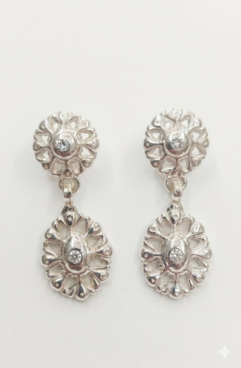 Pendientes Almendra plateados